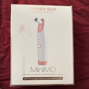 Trophy Skin MiniMD Microdermabrasion Tool - White and Pink